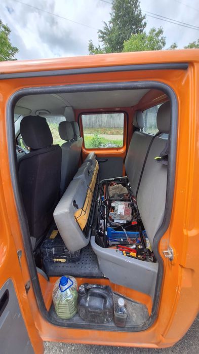 Vw t5 doka 2008 .