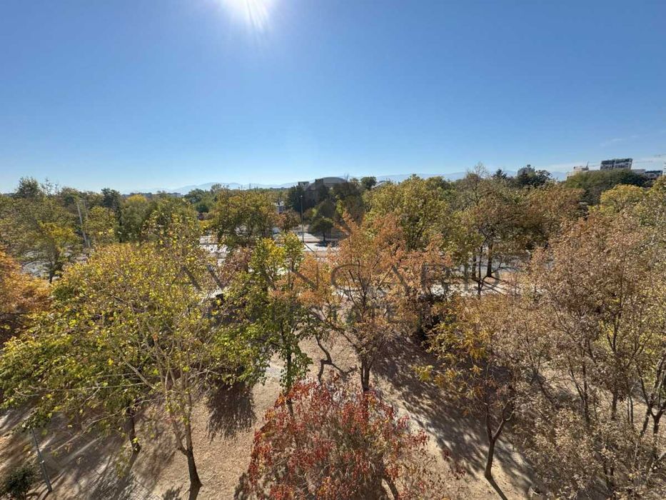 Продава се Тристаен апартамент в Пловдив, Изгрев - 90 кв.м за 1247 €/кв.м - Снимка #9