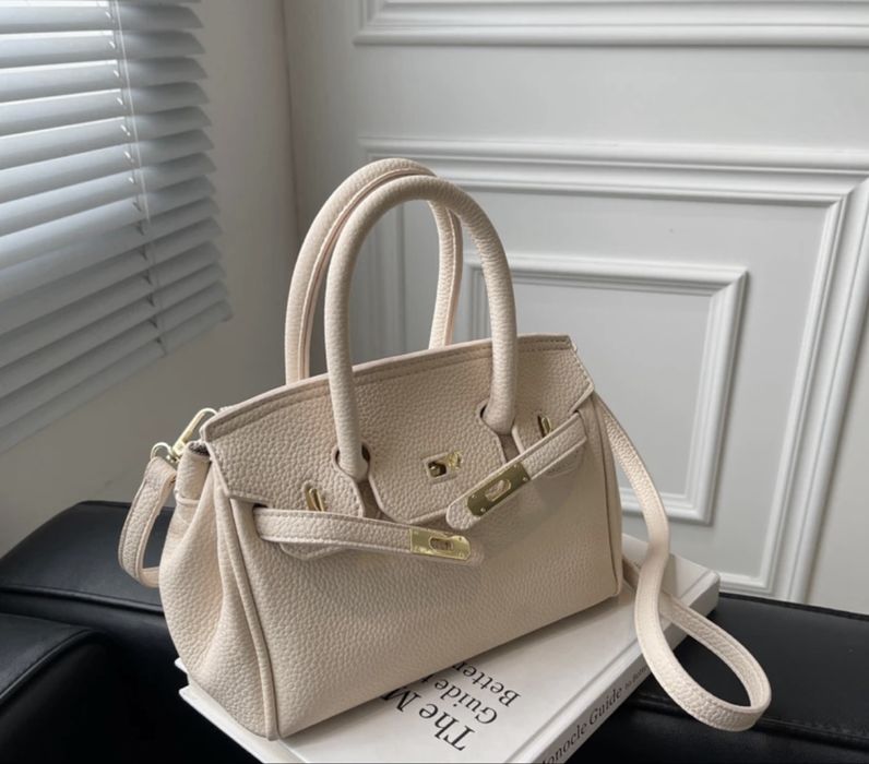 Сумки по 10000 тыс.