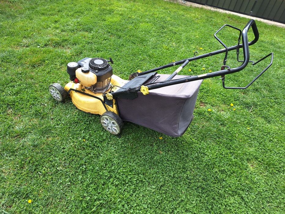 Vand cositoate benzina