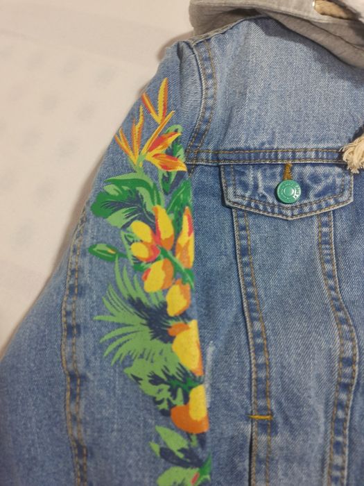 Курточка д/ядевочек