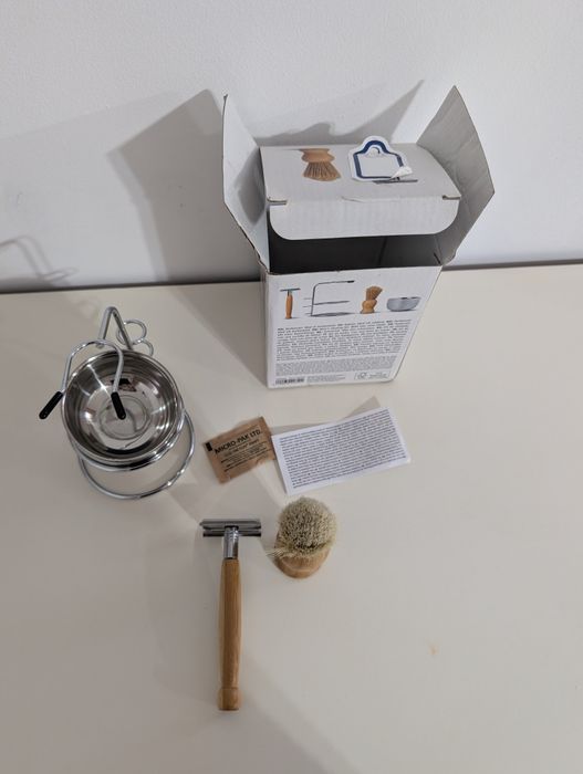 Kit bărbierit clasic pentru bărbați – nou, complet
