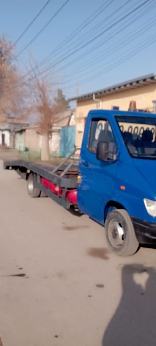 Uslugi Evakuator Mers Sprinter,