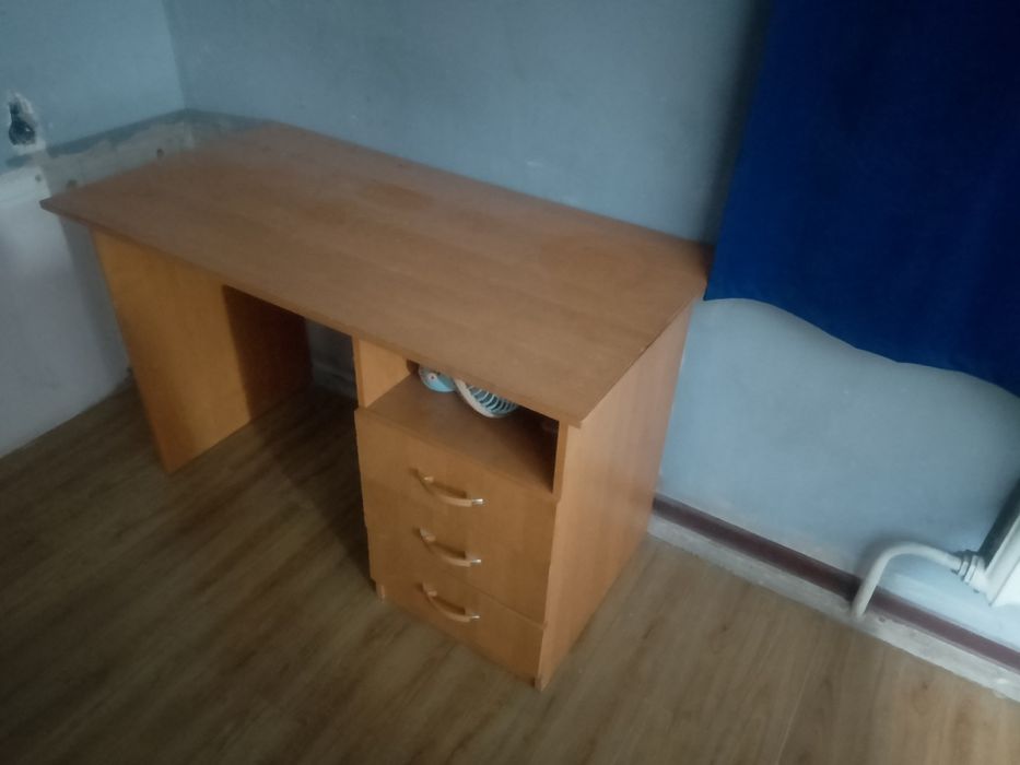 Продам стол НЕ дорого!