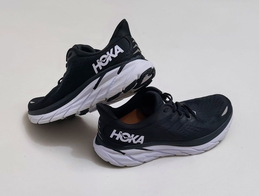 neutral Sweat Seduce Adidasi HOKA Clifton 8, pantofi alergare, sport mărimea 43 1/3 Bidigesti •  OLX.ro