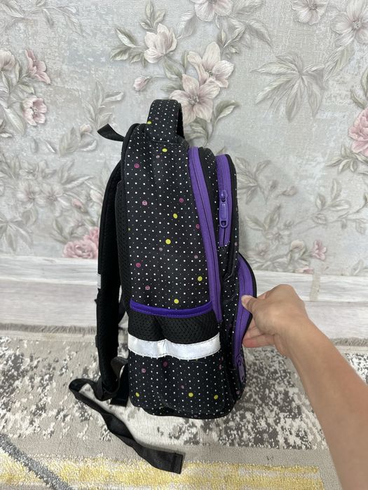 Продам школьный рюкзак для девочка