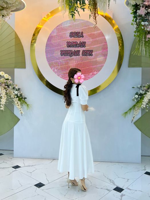 Платье белое с завязками