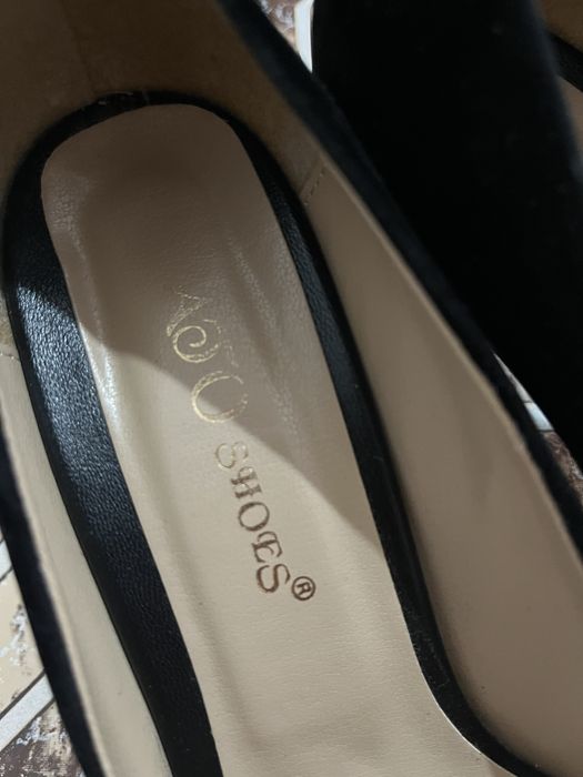 Сандали,токчета черни