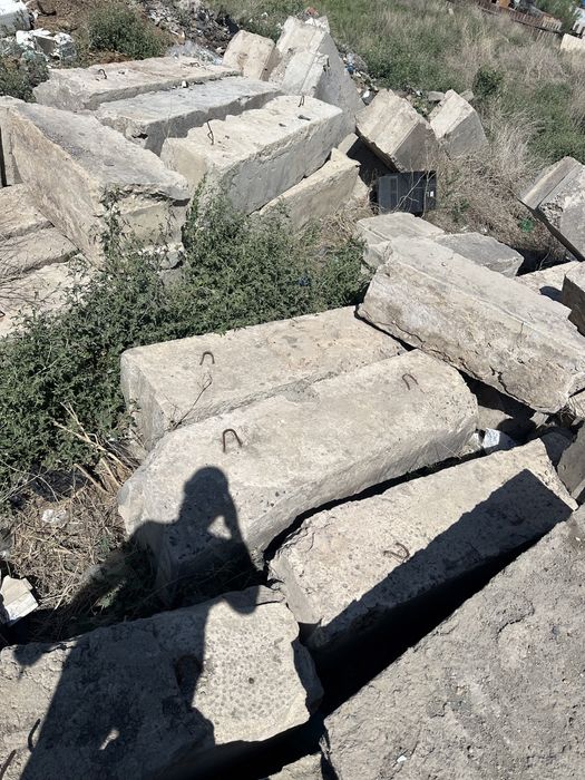 Стройматериалы, фундаментные блоки б/у