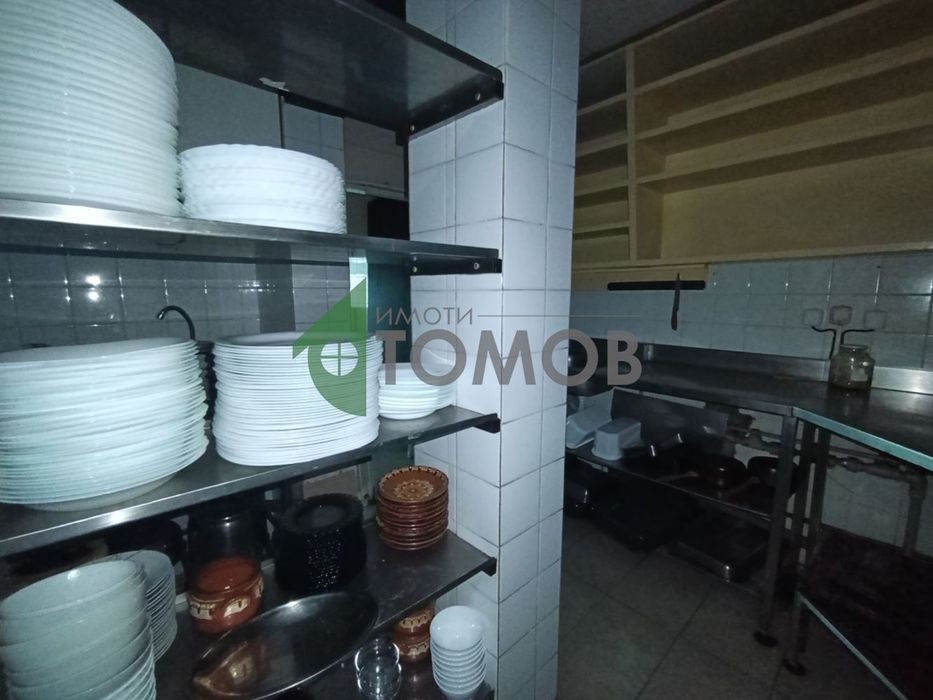 Дава се под наем Заведение в Стара Загора, Център - 200 кв.м за 765 € - Снимка #8