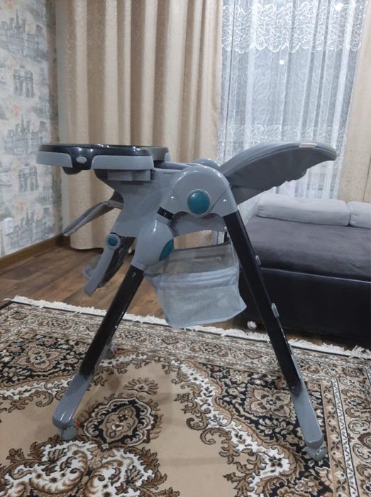 Детский стульчик для кормления