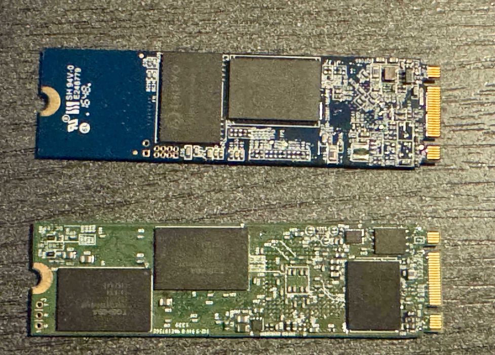 Memorii SSD NVMe 256 Gb, SD card San Disk 32 Gb, micro SD 64 Gb