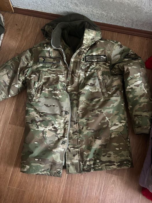 Продам бушлат куртку и берцы