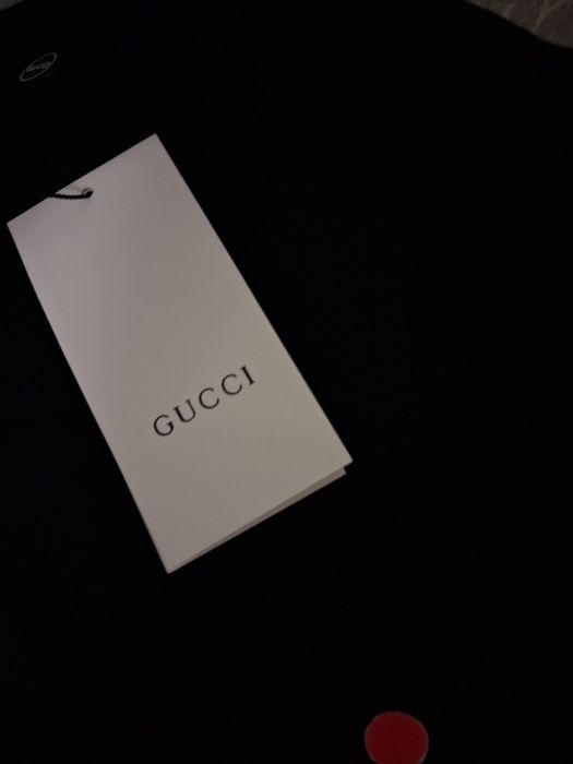 .Футболка:gucci.