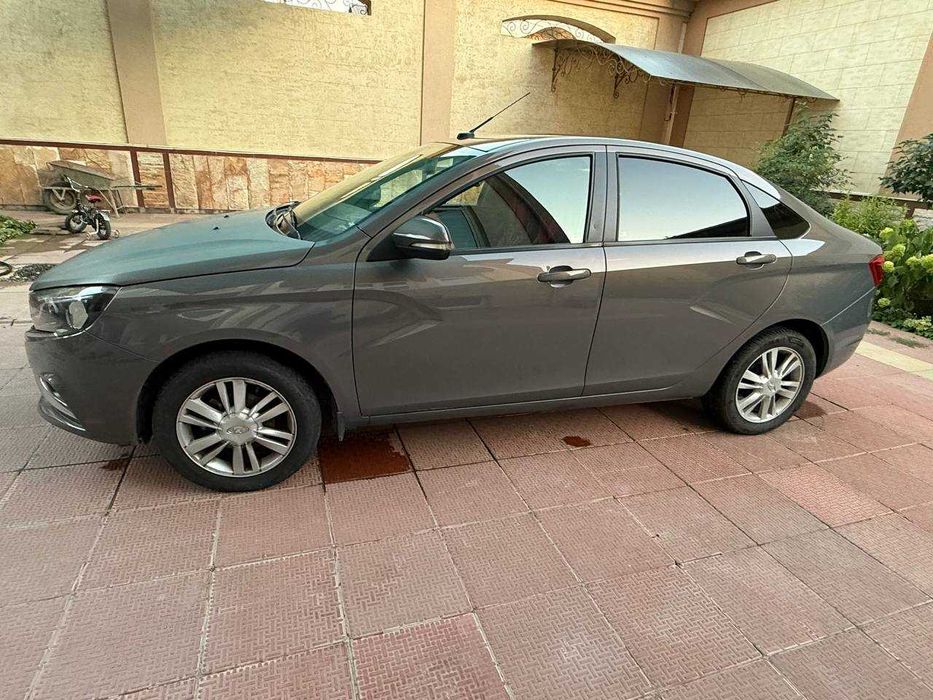 LADA VESTA сотилади