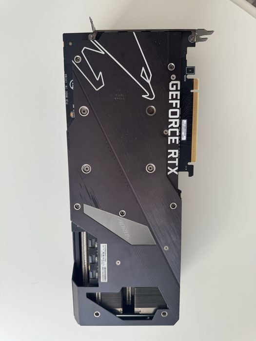 Видеокарта Gigabyte GeForce RTX 3080 AORUS Xtreme 10G