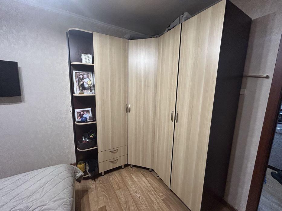 Продам шкаф гардероб