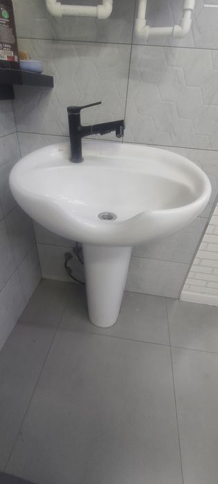 Sartaroshxonaga moyka sotiladi
