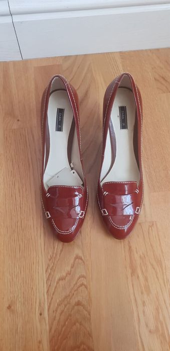 Продам туфли Zara