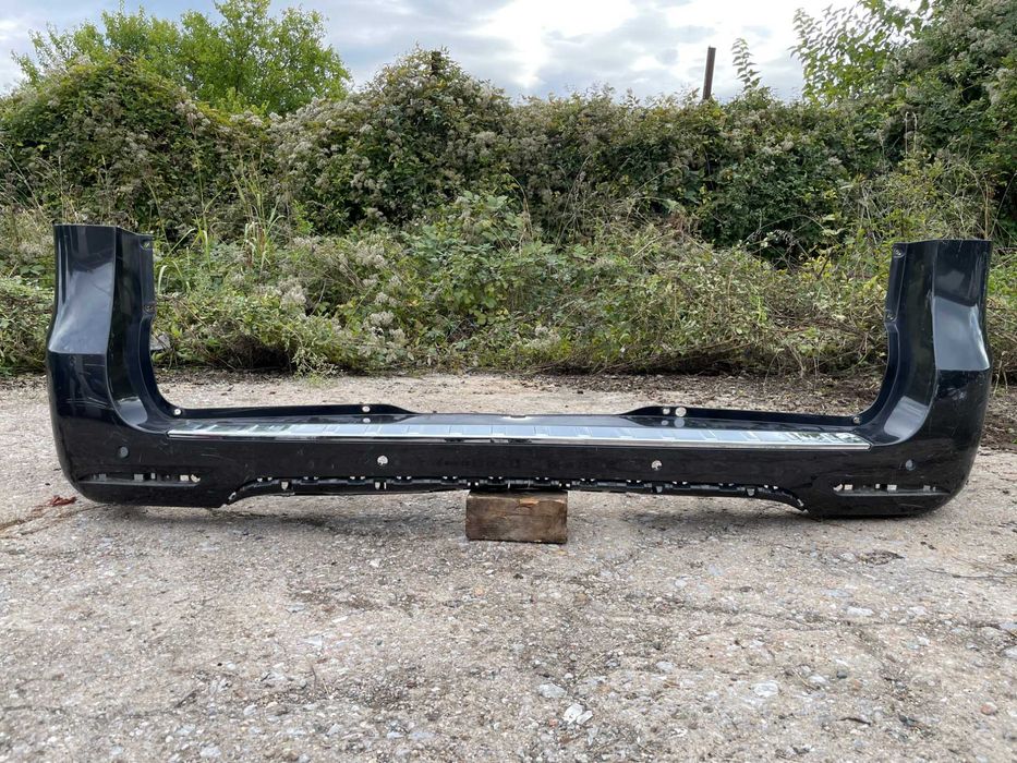 Задна броня за Mercedes V-class W447 AMG Мерцедес АМГ 2016-2021г 3бр