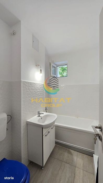 2 camere la 6 minute de metrou Mutare imediata