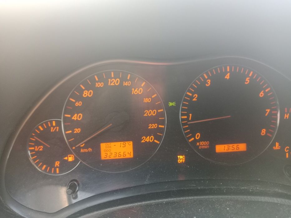 Продам Таета Авенсис