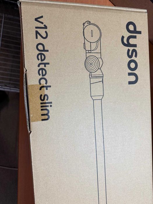 Aspirator vertical Dyson V12 Slim Detect Absolute 2023 448884-01, iluminare, 3 moduri de curatare