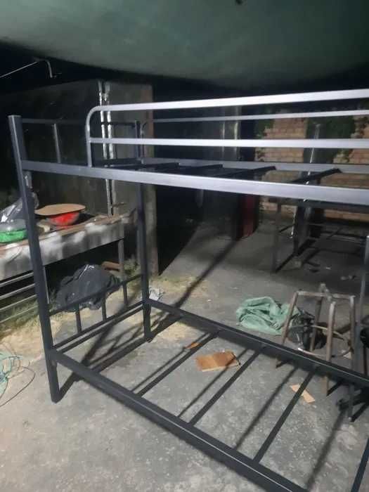 Икки каватли кровать