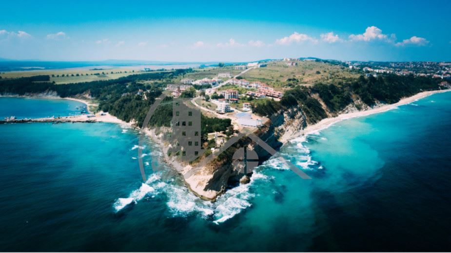 »Парцел във Варна област-гр.Бяла