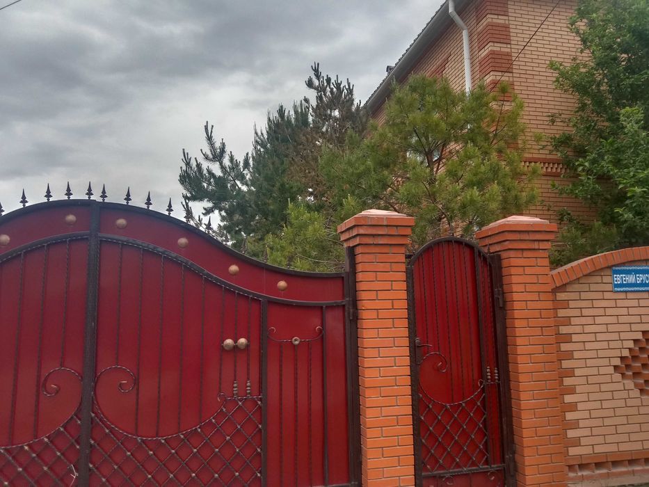 Сдам коттедж посуточно в центре города