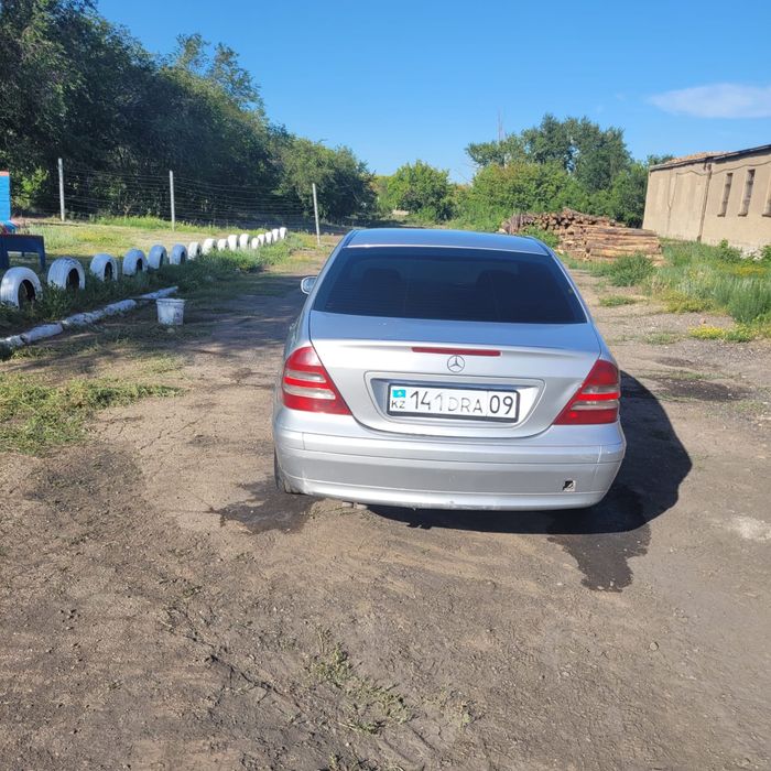 Продаю мерседес срочно