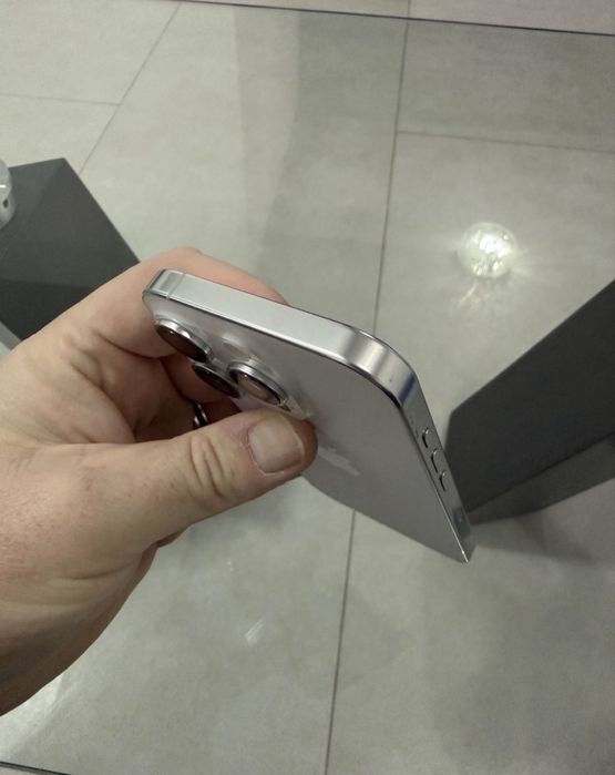 Vand iphone 16 Pro 256 GB