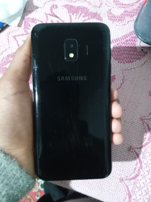 J2 core 8gb xotirasi aperativka 2gb ishlashi zòr