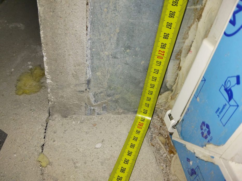 Срочно продам окно на балкон с дверью