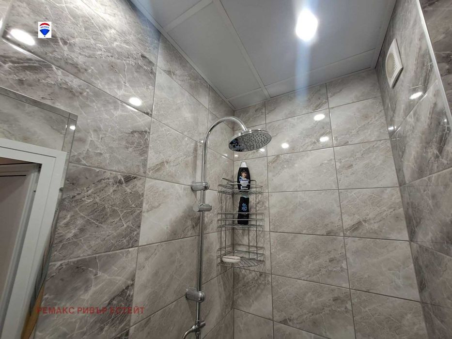 Дава се под наем Двустаен апартамент в Русе, Здравец - 64 кв.м за 408 € - Снимка #11