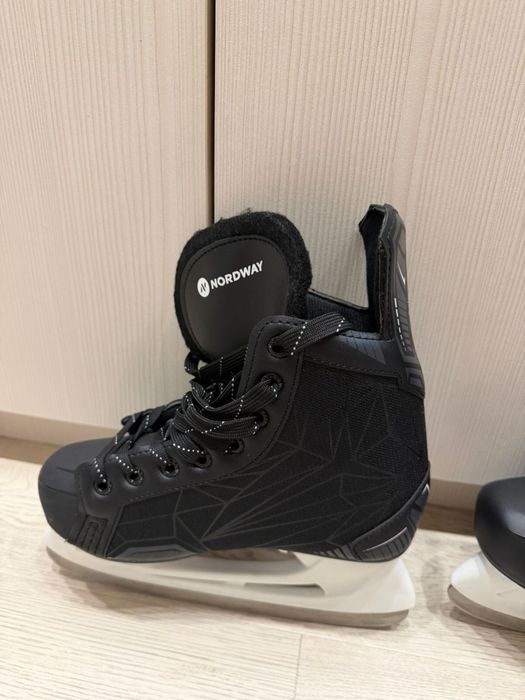 Коньки фигурные