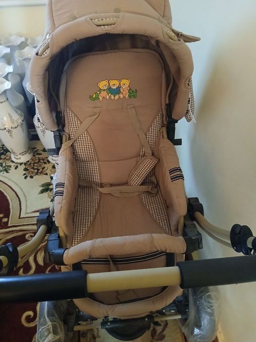 Bolalar kolyaskasi sotiladi