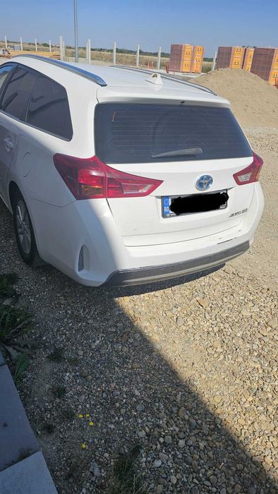 TOYOTA Auris 2014 — imagine 3
