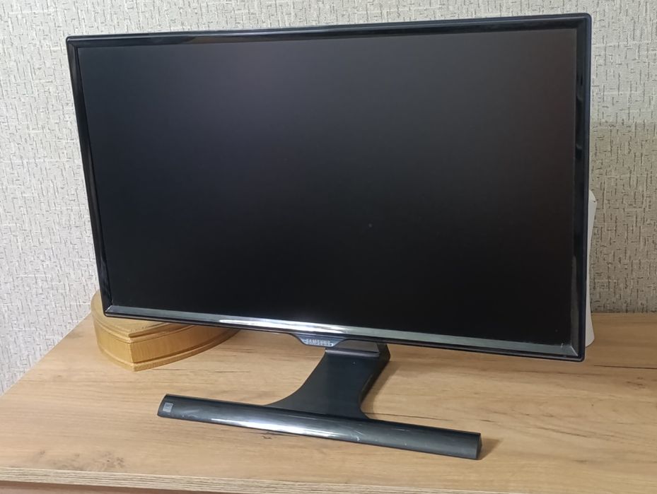 Продам мониторы Samsung 24"