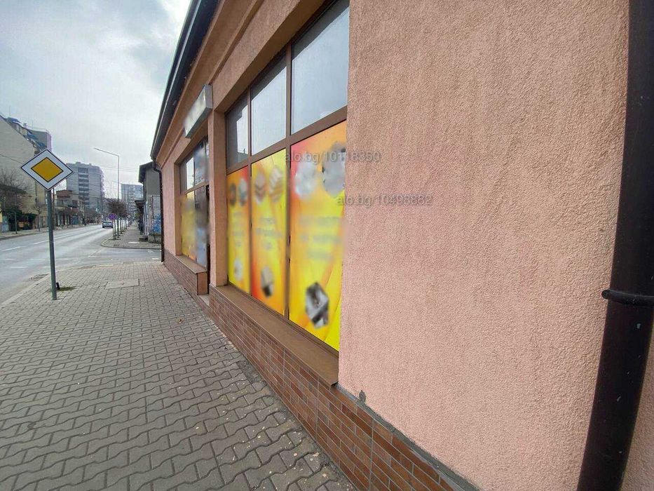 Продава се Магазин в Ямбол, Център - 91 кв.м за 7 €/кв.м - Снимка #1