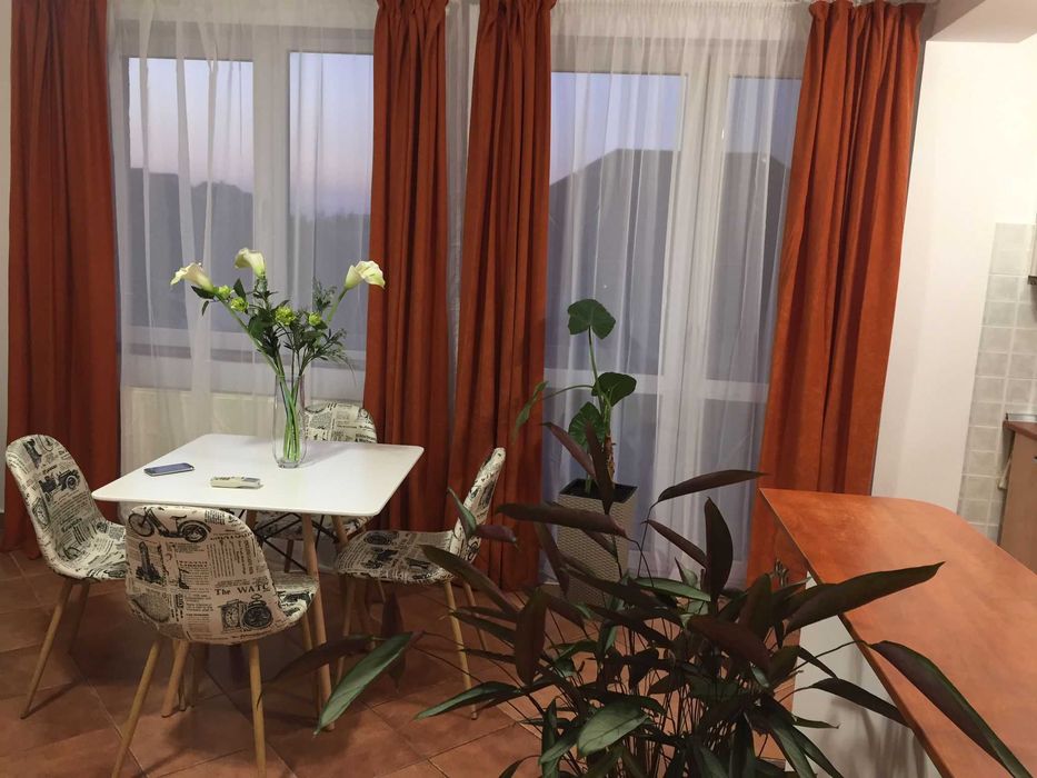 Apartament de închiriat – 2 camere