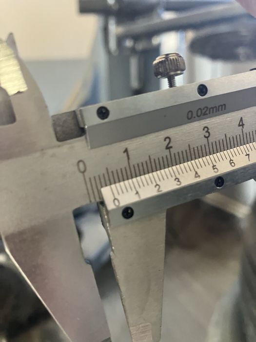 Vând două anvelope iarnă Pirelli