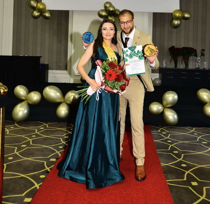 Бална рокля от Сватбен център “Плевен” L