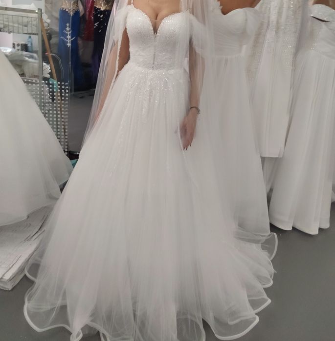 Vând rochie de mireasa deosebita! Model unic!