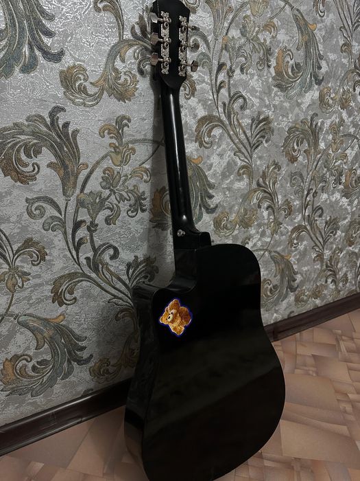 Гитара сатылады!