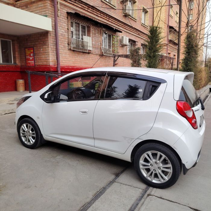 Спарк срочно сотилади!