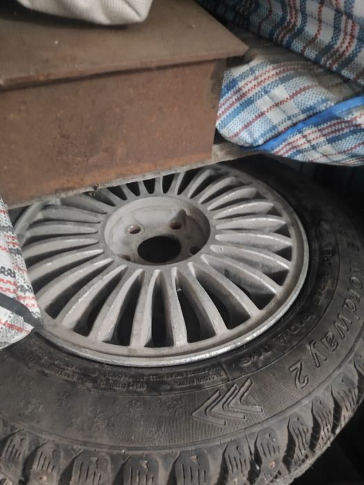 Диски с резиной зимние
