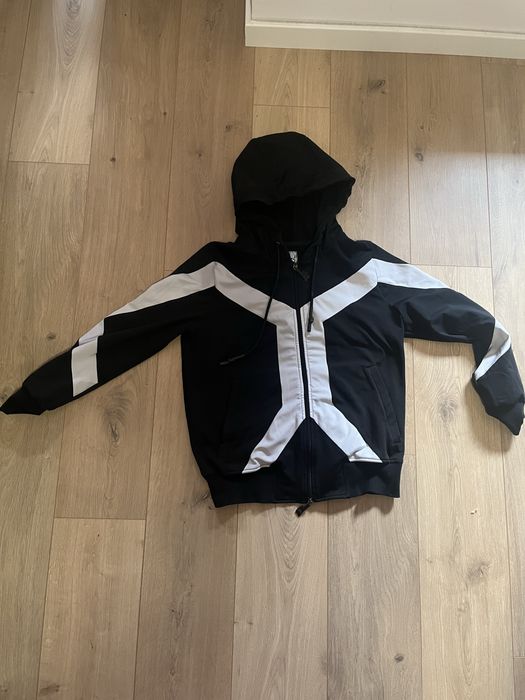 LUDA CONCEPT-Суичърт