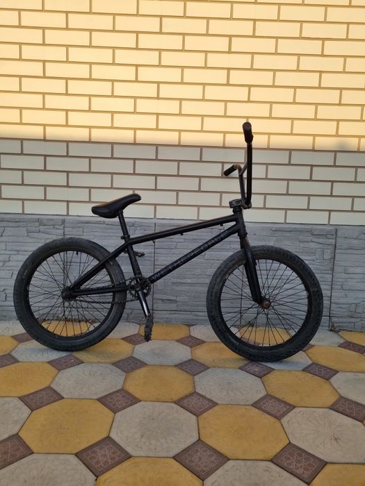 Продаю BMX 2021 года