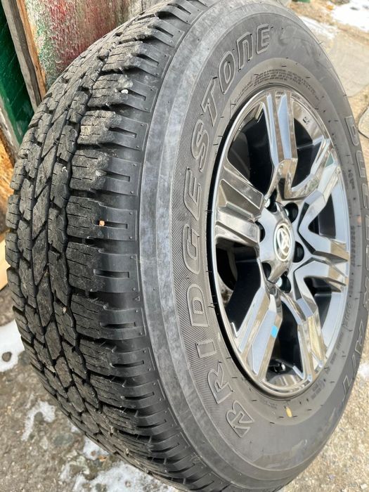 Продам Диски R17 с резиной